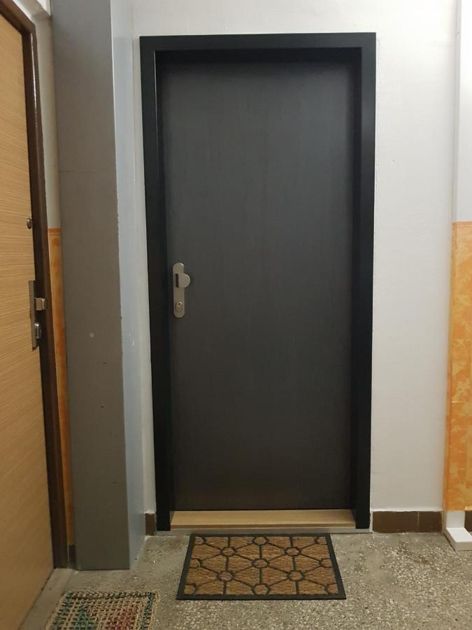 1+1 Znojmo Apartment ภายนอก รูปภาพ