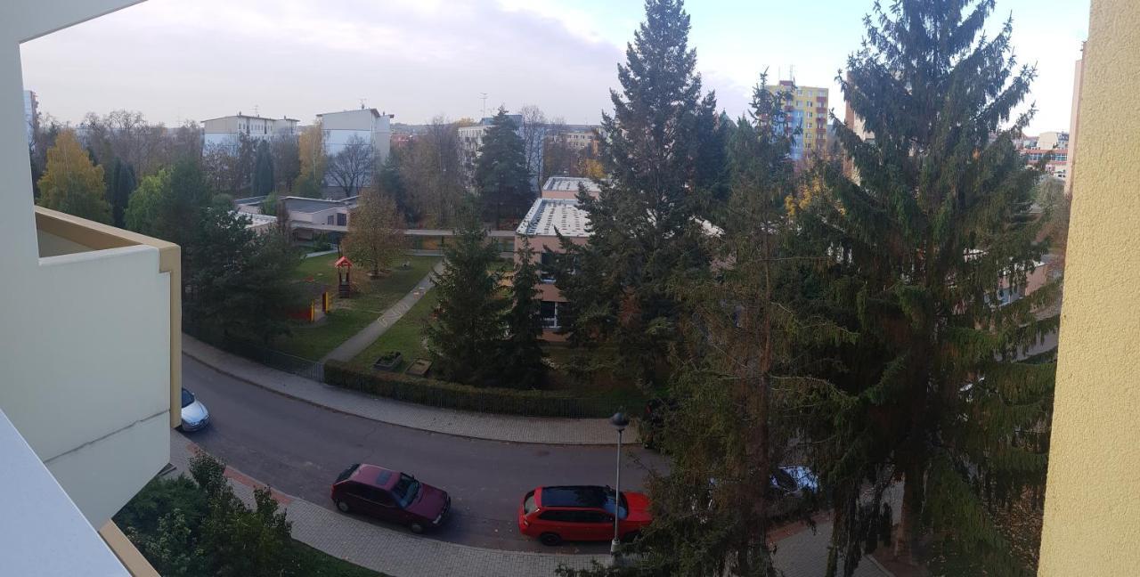 1+1 Znojmo Apartment ภายนอก รูปภาพ