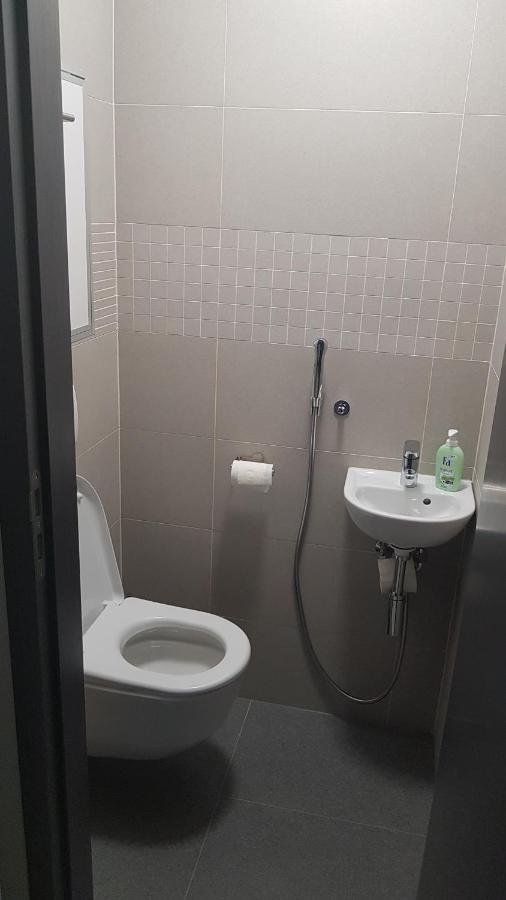 1+1 Znojmo Apartment ภายนอก รูปภาพ